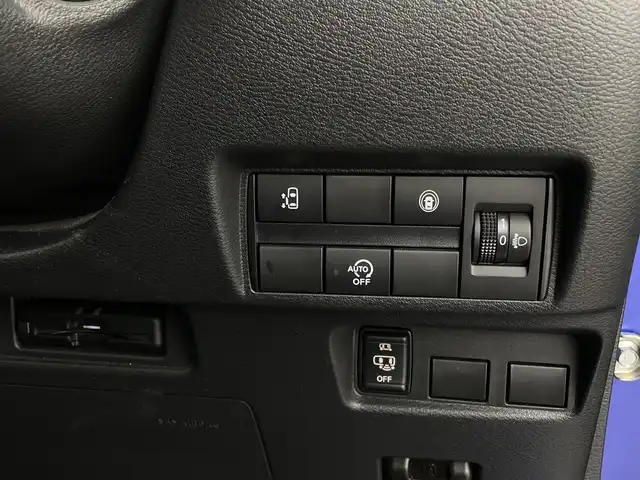 日産 ルークス ハイウェイスター X 新潟県 2020(令2)年 4.5万km アトランティックブルー 純正ナビ/　　フルセグ/CD/DVD/BT/バックカメラ/アラウンドビューモニター/片側パワースライドドア/LEDオートライト/純正14インチアルミホイール/ステアリングスイッチ/アイドリングストップ/社外アルミホイール付スタッドレスタイヤ車載/スマートキー/ETC