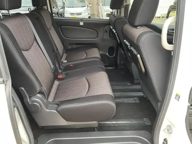 日産 セレナ ハイウェイS G S HV Aセーフ 新潟県 2014(平26)年 9.8万km ブリリアントホワイトパール (株)IDOMが運営する【じしゃロン新潟店】の自社ローン専用車両になります。/こちらは現金またはオートローンご利用時の価格です。自社ローンご希望の方は別途その旨お申付け下さい/純正SDナビ（MM513D-L）/フルセグTV視聴可能（走行中視聴可能）/Bluetooth/AUX接続可能/後席フリップダウンモニター（ALPINE）/全方位カメラ/クルーズコントロール/ビルトインETC/両側パワースライドドア/前後コーナーセンサー/LEDヘッドライト/電動格納ウィンカーミラー/プッシュスタート/スマートキー