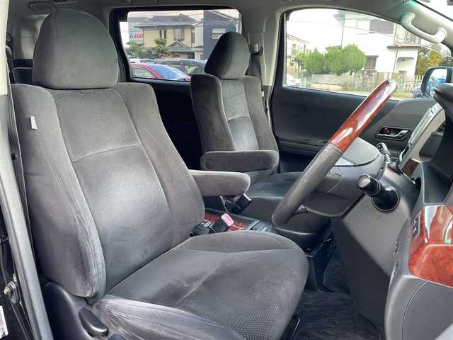 トヨタ ヴェルファイア 2．4Z プラチナセレクションⅡ 神奈川県 2011(平23)年 11.9万km ブラック (株)IDOMが運営する【じしゃロン相模原店】の自社ローン専用車両になります。こちらは現金またはオートローンご利用時の価格です。自社ローンご希望の方は別途その旨お申付け下さい/純正メモリナビ/バックカメラ/フリップダウンモニター/社外ドラレコ/ETC/パワーバックドア/ステアリングリモコン