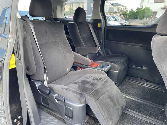 トヨタ ヴェルファイア 2．4Z プラチナセレクションⅡ 神奈川県 2011(平23)年 11.9万km ブラック (株)IDOMが運営する【じしゃロン相模原店】の自社ローン専用車両になります。こちらは現金またはオートローンご利用時の価格です。自社ローンご希望の方は別途その旨お申付け下さい/純正メモリナビ/バックカメラ/フリップダウンモニター/社外ドラレコ/ETC/パワーバックドア/ステアリングリモコン