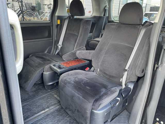 トヨタ ヴェルファイア 2．4Z プラチナセレクションⅡ 神奈川県 2011(平23)年 11.9万km ブラック (株)IDOMが運営する【じしゃロン相模原店】の自社ローン専用車両になります。こちらは現金またはオートローンご利用時の価格です。自社ローンご希望の方は別途その旨お申付け下さい/純正メモリナビ/バックカメラ/フリップダウンモニター/社外ドラレコ/ETC/パワーバックドア/ステアリングリモコン