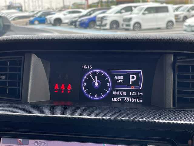トヨタ ルーミー G－T 愛知県 2017(平29)年 7万km レーザーブルークリスタルシャイン 純正ナビ/両側パワースライドドア/クルーズコントロール/バックカメラ/コーナーセンサー/純正アルミホイール/オートライト/ドライブレコーダー/ＥＴＣ/衝突軽減システム/フルセグ/CD DVD/Bluetooth/ステアリングスイッチ/スマートキー/プッシュスタート