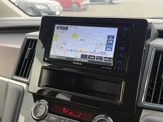 三菱 デリカＤ：５ P 大分県 2020(令2)年 6.7万km ウォームホワイトパール ・メモリーナビ(CD/DVD/BT/SD/USB)/・バックモニター/・フルセグテレビ/・ALPINEフリップダウンモニター/・両側パワースライドドア/・衝突軽減ブレーキ/・サイドステップ/・レーダークルーズコントロール/・ブレーキホールド/・パドルシフト/・ステアリングリモコン/・オートハイビーム/・シートヒーター