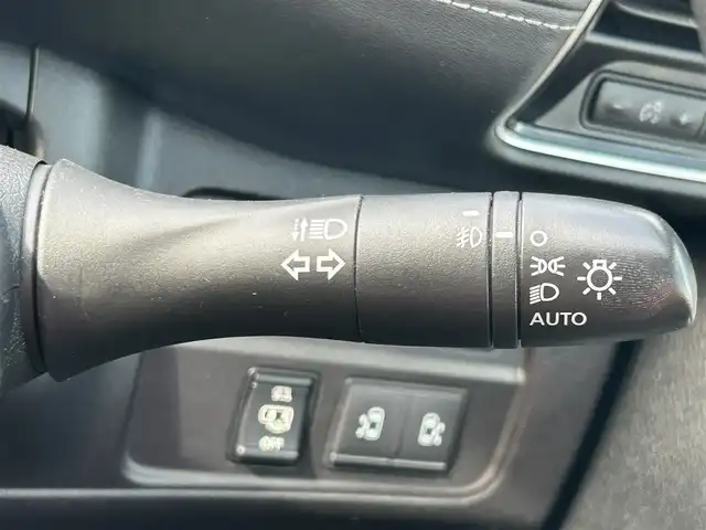 日産 セレナ ハイウェイスター 兵庫県 2016(平28)年 4.8万km ダイヤモンドブラック 純正8インチナビ/Bluetooth/フルセグ/両側パワースライド/後席フリップモニター/アラウンドビューモニター/プロパイロット/ビルトインETC/オートホールド/オートパーキング/アイドリングストップ/エアーエンジンブレーキ/デジタルミラー/スマートキー/LEDライト
