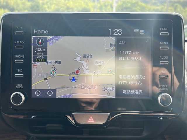 トヨタ ヤリスクロス ハイブリッド Z アドベンチャー 佐賀県 2023(令5)年 1.5万km ブラックマイカ 純正8インチディスプレイオーディオ/バックカメラ/プリクラッシュセーフティ/レーンディパーチャーアラート/オートハイビーム/アダプティブクルーズコントロール/ブラインドスポットモニター/クリアランスソナー/電動パーキングブレーキ/オートブレーキホールド/ハーフレザーシート/シートヒーター/パワーシート/ステアリングヒーター/ステアリングリモコン/ビルトインETC/プッシュスタート/スマートキー/LEDヘッドライト/フォグライト/純正アルミホイール