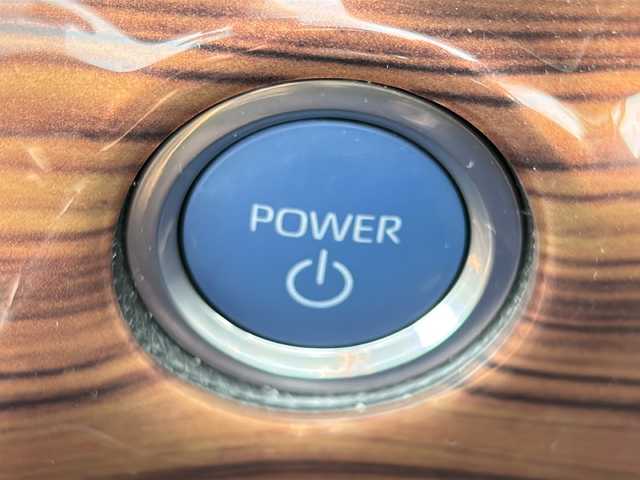 トヨタ ヤリスクロス ハイブリッド Z アドベンチャー 佐賀県 2023(令5)年 1.5万km ブラックマイカ 純正8インチディスプレイオーディオ/バックカメラ/プリクラッシュセーフティ/レーンディパーチャーアラート/オートハイビーム/アダプティブクルーズコントロール/ブラインドスポットモニター/クリアランスソナー/電動パーキングブレーキ/オートブレーキホールド/ハーフレザーシート/シートヒーター/パワーシート/ステアリングヒーター/ステアリングリモコン/ビルトインETC/プッシュスタート/スマートキー/LEDヘッドライト/フォグライト/純正アルミホイール