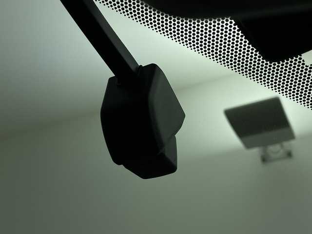 レクサス ＲＸ 450h Fスポーツ 鹿児島県 2019(令1)年 4.4万km ホワイトノーヴァガラスフレーク 純正ナビ/（CD/DVD/BT/フルセグTV）/サンルーフ/純正エアロ/パドルシフト/プリクラッシュセーフティ/レーンキープアシストパワーバックドア/レーダークルーズコントロール/ヘッドアップディスプレイ/ブラインドスポットモニター/パノラミックビューモニター/赤レザーシート/シートヒーター/シートベンチレーション/ETC2.0