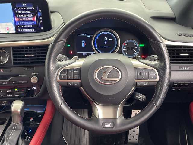 レクサス ＲＸ 450h Fスポーツ 鹿児島県 2019(令1)年 4.4万km ホワイトノーヴァガラスフレーク 純正ナビ/（CD/DVD/BT/フルセグTV）/サンルーフ/純正エアロ/パドルシフト/プリクラッシュセーフティ/レーンキープアシストパワーバックドア/レーダークルーズコントロール/ヘッドアップディスプレイ/ブラインドスポットモニター/パノラミックビューモニター/赤レザーシート/シートヒーター/シートベンチレーション/ETC2.0