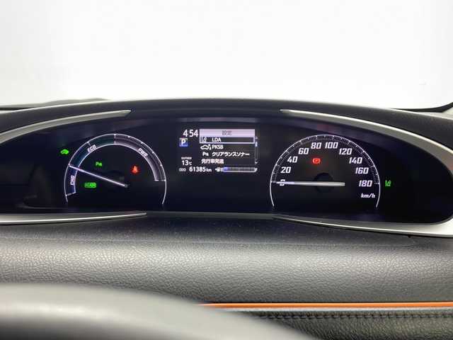 トヨタ シエンタ ハイブリッド 愛知県 2019(令1)年 6.2万km センシュアルレッドマイカ 禁煙車/社外ナビ/(AM/FM/DISC/SD/USB/BT/iPod/フルセグ)/ドライブレコーダー/ＥＴＣ/ステアリングスイッチ/ステアリングヒーター/革巻きステアリング/クルーズコントロール/シートヒーター（全席）/全方位カメラ/電動格納式ウィンカーミラー/衝突軽減システム/レーンキープアシスト/ＬＥＤオートライト/フォグランプ/フロアマット/純正ドアバイザー/純正15インチホイール/ハーフレザーシート/両側パワースライドドア/プッシュスタート/スマートキー/アイドリングストップ