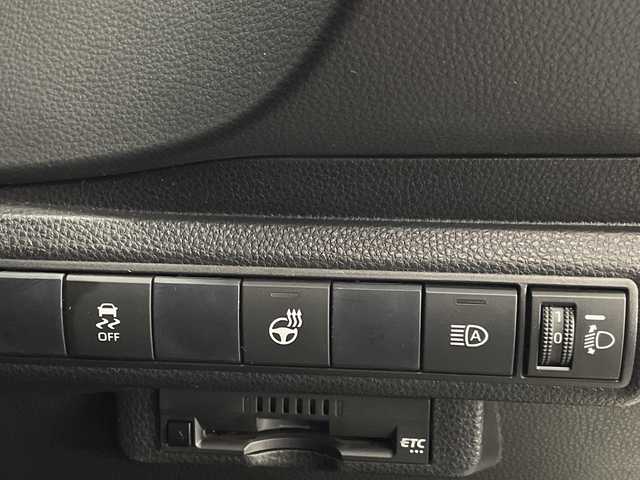 トヨタ カローラツーリング ハイブリッド ダブルバイビー 宮崎県 2019(令1)年 4.2万km ホワイトパールクリスタルシャイン モデリスタフルエアロ/Toyota Safety Sense/〇プリクラシュセーフティ/〇レーントレーシングアシスト/〇ブラインドスポットモニター/〇リアクロストラフィックアラート/〇パーキングサポートブレーキ/〇ロードサインアシスト/〇クリアランスソナー/〇オートマチックハイビーム/〇レーダークルーズコントロール/〇先行車発進告知/純正9インチディスプレイオーディオ/ナビ機能/フルセグTV/バックカメラ/ハーフレザーシート/シートヒーター/ステアリングヒーター/LEDヘッドライト/ビルトインETC/純正17インチAW/前後ドライブレコーダー