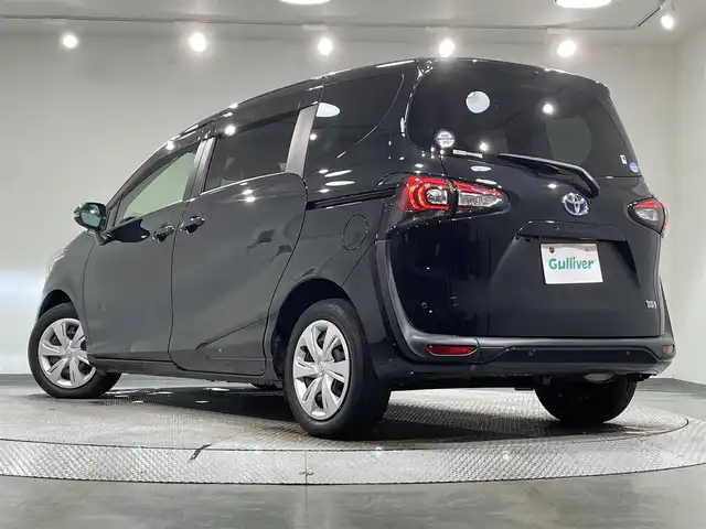 トヨタ シエンタ ハイブリッド ファンベースG 愛知県 2020(令2)年 4.5万km ブラックマイカ 純正ナビ/パノラミックビューモニター/両側パワースライドドア/衝突軽減ブレーキ/レーンキープアシスト/クリアランスソナー　　/クルーズコントロール/前後ドライブレコーダー/ビルトインETC /アクセサリーソケット/ＬＥＤヘッドライト/オートハイビーム/ISOFIX/純正フロアマット