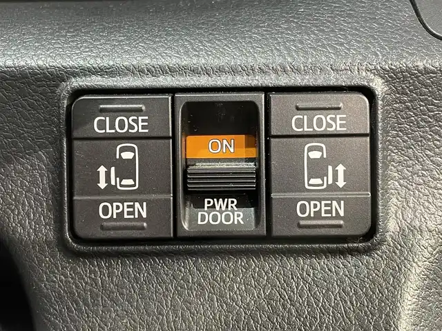 トヨタ シエンタ ハイブリッド ファンベースG 愛知県 2020(令2)年 4.5万km ブラックマイカ 純正ナビ/パノラミックビューモニター/両側パワースライドドア/衝突軽減ブレーキ/レーンキープアシスト/クリアランスソナー　　/クルーズコントロール/前後ドライブレコーダー/ビルトインETC /アクセサリーソケット/ＬＥＤヘッドライト/オートハイビーム/ISOFIX/純正フロアマット