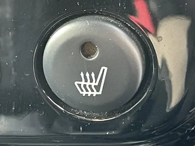 スズキ ジムニー ランドベンチャー 東京都 2015(平27)年 3.2万km パールホワイト ４ＷＤ　/５Ｆ　/純正ナビ　/フルセグＴＶ　/シートヒーター　/ミラー型前後ドラレコ　/合皮シート　/純正フロアマット　/ドアバイザー　/純正１６インチＡＷ　/Ｂｌｕｅｔｏｏｔｈ　/禁煙