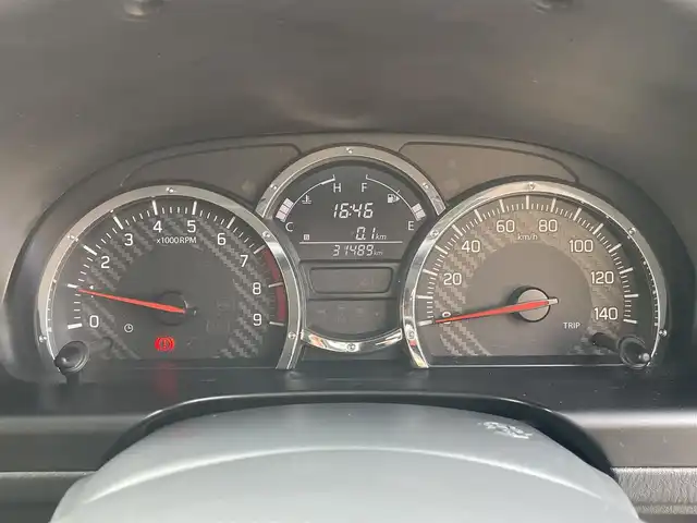 スズキ ジムニー ランドベンチャー 東京都 2015(平27)年 3.2万km パールホワイト ４ＷＤ　/５Ｆ　/純正ナビ　/フルセグＴＶ　/シートヒーター　/ミラー型前後ドラレコ　/合皮シート　/純正フロアマット　/ドアバイザー　/純正１６インチＡＷ　/Ｂｌｕｅｔｏｏｔｈ　/禁煙