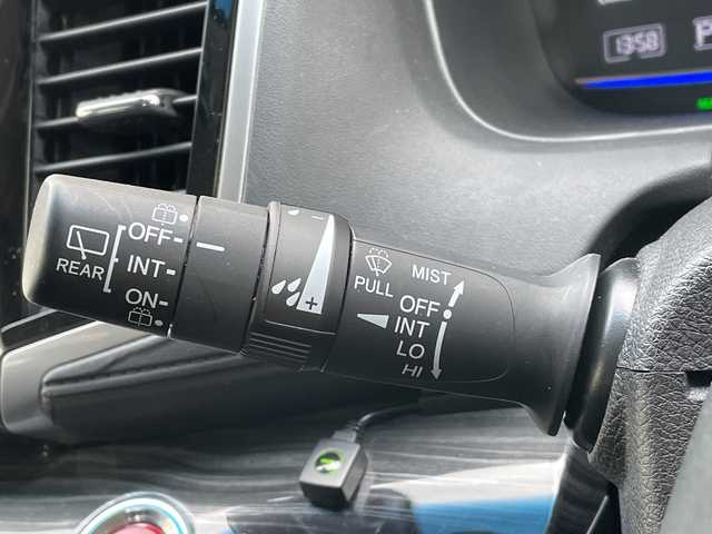 ホンダ オデッセイ ハイブリッド アブソルートセンシングEXパック 山口県 2017(平29)年 7万km ホワイトオーキッドパール ホンダセンシング/レーンキープアシスト/純正ナビ/CD/SD/DVD/BT/iPod/ブラインドスポットモニター/アクティブコーナーリングライト/パワーシート/ハーフレザーシート/バックカメラ/両側パワースライドドア/デジタルインナーミラー/前後ドライブレコーダー/純正フロアマット/電動格納ミラー