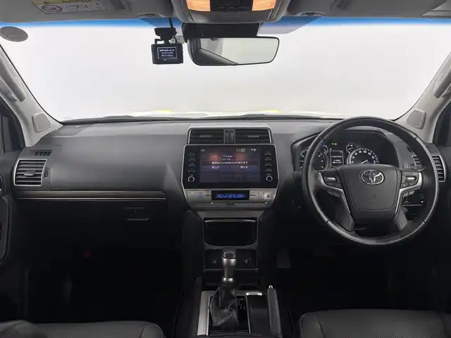 トヨタ ランドクルーザー プラド TX Lパッケージ 愛知県 2023(令5)年 1万km アティチュードブラックマイカ サンルーフ/純正9インチナビ/アラウンドビューモニター/トヨタセーフティセンス/衝突被害軽減システム/クルーズコントロール/ブラインドスポットモニター/横滑り防止装置/コーナーセンサー/レーンキープアシスト/オートライト/オートマチックハイビーム/LEDヘッドライト/LEDフォグランプ/パワーシート/シートヒーター/前後ドライブレコーダー/ETC2.0/ヘッドライトウォッシャー/純正フロアマット/純正AW/スペアタイヤ/プッシュスタート/スマートキー