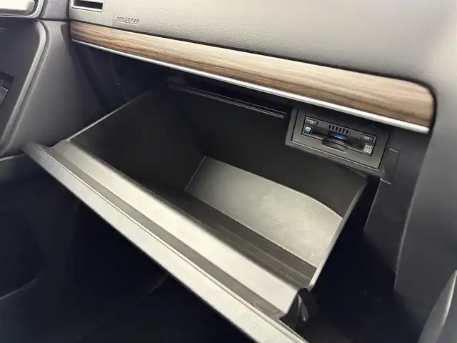 トヨタ ランドクルーザー プラド TX Lパッケージ 愛知県 2023(令5)年 1万km アティチュードブラックマイカ サンルーフ/純正9インチナビ/アラウンドビューモニター/トヨタセーフティセンス/衝突被害軽減システム/クルーズコントロール/ブラインドスポットモニター/横滑り防止装置/コーナーセンサー/レーンキープアシスト/オートライト/オートマチックハイビーム/LEDヘッドライト/LEDフォグランプ/パワーシート/シートヒーター/前後ドライブレコーダー/ETC2.0/ヘッドライトウォッシャー/純正フロアマット/純正AW/スペアタイヤ/プッシュスタート/スマートキー