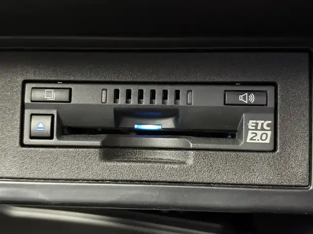 トヨタ ランドクルーザー プラド TX Lパッケージ 愛知県 2023(令5)年 1万km アティチュードブラックマイカ サンルーフ/純正9インチナビ/アラウンドビューモニター/トヨタセーフティセンス/衝突被害軽減システム/クルーズコントロール/ブラインドスポットモニター/横滑り防止装置/コーナーセンサー/レーンキープアシスト/オートライト/オートマチックハイビーム/LEDヘッドライト/LEDフォグランプ/パワーシート/シートヒーター/前後ドライブレコーダー/ETC2.0/ヘッドライトウォッシャー/純正フロアマット/純正AW/スペアタイヤ/プッシュスタート/スマートキー