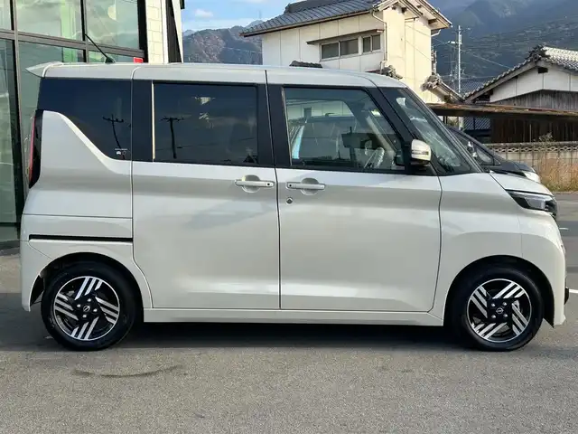 日産 ルークス HWS X プロパイロットED 愛媛県 2024(令6)年 0.2万km フローズンバニラパール 純正SDナビ（Bluetooth/フルセグTV）/アラウンドビューモニター/スマートルームミラー/プロパイロット/アダプティブクルーズコントロール/両側パワースライドドア/前後ドライブレコーダー/純正フロアマット/純正14インチアルミホイール/前後コーナーセンサー/LEDヘッドライト/フォグランプ/スマートキー