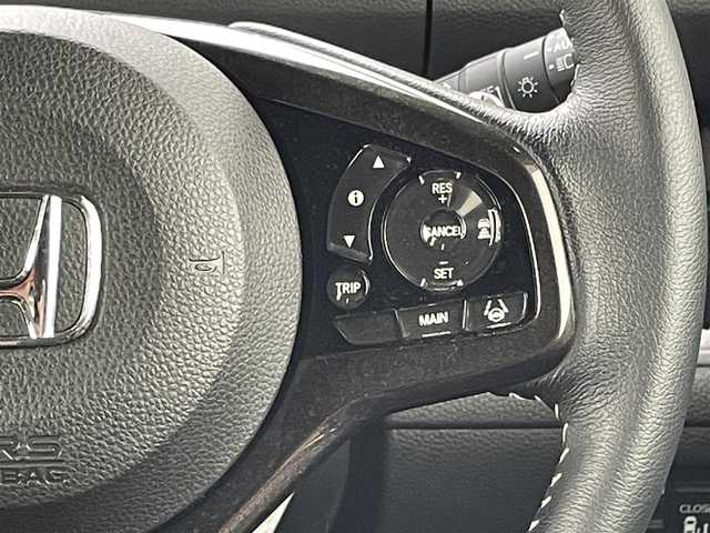 ホンダ Ｎ ＢＯＸ カスタム G L ターボ ホンダセンシング 佐賀県 2019(令1)年 6万km プラチナホワイトパール 純正8型SDナビ(フルセグTV/CD/DVD/BT)　/ホンダセンシング/アダプティブクルーズコントロール/衝突被害軽減システム　/先行車発進お知らせ機能　/標識読み取り機能　/前後コーナーセンサー　/パドルシフト　/バックカメラ　/両側パワースライドドア　/ETC　/ISOFIX　/USBポート/シガーソケット　/後席サンシェイド/電格ミラー/ECON/現状サマー(純正AW)(165/50/R16)/ROADCRUZA SportsV1