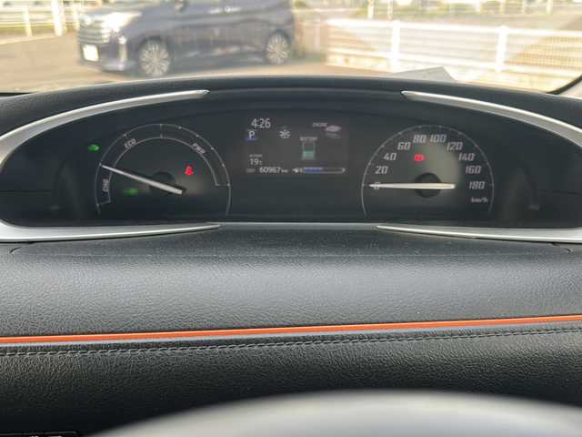 トヨタ シエンタ ハイブリッド G 岡山県 2022(令4)年 6.1万km ブラックマイカ 社外メモリーナビ/CD/DVD/Bluetooth/フルセグTV/バックカメラ/両側パワースライドドア/トヨタセーフティセンス/レーンディパーチャーアラート/プリクラッシュセーフティ/LEDオートヘッドライト/ETC/禁煙車