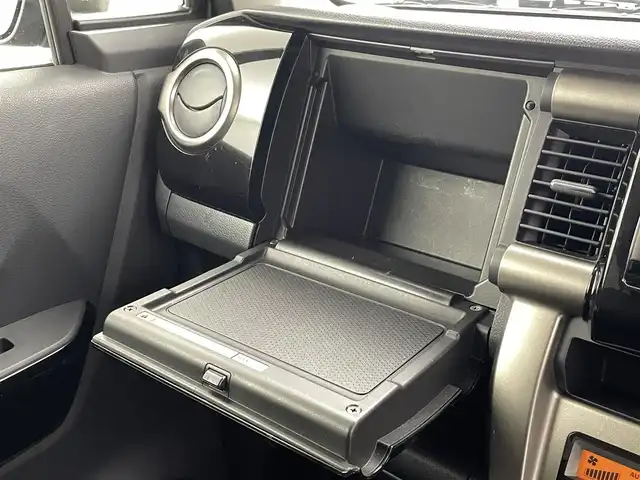 スズキ ハスラー Jスタイル Ⅱ 熊本県 2016(平28)年 7.6万km クールカーキパールメタリック/ホワイト2トーンルーフ ワンオーナー/社外ナビAVN-G05（ＣＤ・フルセグ・ＵＳＢ）/バックカメラ　/ＥＴＣ　/前席シートヒーター　/アイドリングストップ　/スズキセーフティサポート/・デュアルカメラブレーキサポート/・後退時ブレーキサポート/・誤発進抑制機能/・車線逸脱抑制機能/・車線逸脱警報機能/・ふらつき警報機能　/横滑り防止　/ハーフレザーシート/社外フロアマット/純正１５インチAW/オートライト　/ＬＥＤヘッドライト/フォグライト/スマートキー/プッシュスタート/保証書/取扱説明書