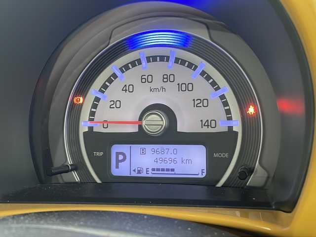 マツダ フレア クロスオーバー XS 沖縄県 2019(平31)年 5万km アクティブイエロー/ブラック2トーン 純正オーディオ(GCW315)/ＣＤ　/Ｂｌｕｅｔｏｏｔｈ　/プッシュスタート　/スマートキー　/ステアリングスイッチ　/アイドリングストップ　/電格ミラー　/合皮シートカバー　/シートヒーター　/純正フロアマット　/純正アルミホイール
