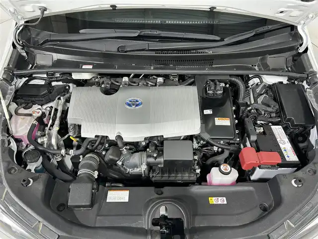 トヨタ プリウス SセーフティプラスⅡ 佐賀県 2022(令4)年 1.4万km プラチナホワイトパールマイカ 純正8インチナビ/フルセグTV/Bluetooth/ビルトインETC2.0/360°ドライブレコーダー/アラウンドビューモニター/レーダークルーズコントロール/ブラインドスポットモニター/車線逸脱防止装置/ロードサインアシスト/衝突被害軽減システム/LEDヘッドライト/オートライト/オートマチックハイビーム/フロアマット/ダブル＋サイドエアバッグ