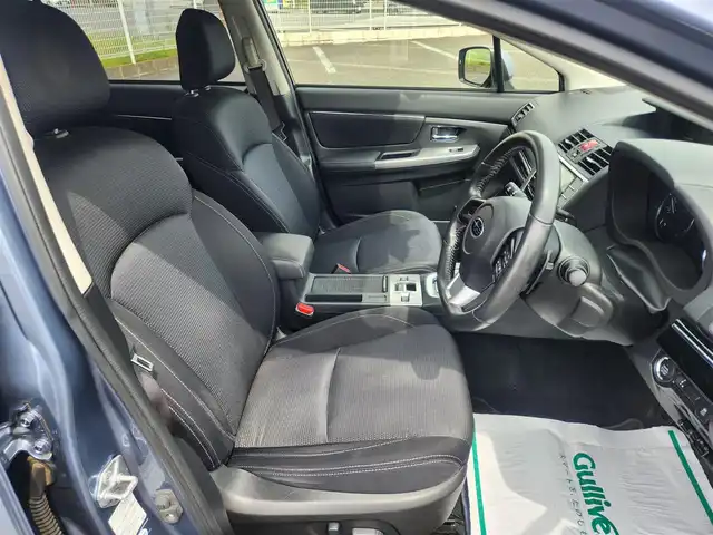 スバル レヴォーグ 1．6GT アイサイト プラウドED 秋田県 2015(平27)年 7.2万km スティールブルーグレーM 〇社外ナビ/〇フルセグTV/〇バックカメラ/〇ETC/〇4WD/〇ターボ/〇アイサイトVer3/〇プリクラッシュブレーキ/〇全車速追従機能付クルーズコントロール/〇ヒルホールド機能付電動パーキングブレーキ/〇LEDヘッドランプ/〇オートライト/〇フォグランプ/〇純正17インチアルミ/〇革巻きステアリング/〇パドルシフト/〇パワーシート（運転席）/〇USB電源/〇キーレスアクセス/〇禁煙車