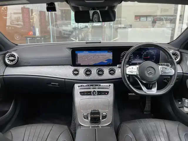 メルセデス・ベンツ ＣＬＳ２２０ｄ スポーツ エクスクルーシブPKG 鹿児島県 2019(平31)年 2万km ダイヤモンドホワイト 禁煙車/サンルーフ/純正HDDナビ(Bluetooth/フルセグ)/全周囲カメラ/USB/純正ETC/前後ドライブレコーダー/クルーズコントロール追従走行有/レザーシート（本革)/パワーシート(運転席/助手席)/シートヒーター(運転席/助手席)/エアシート(運転席/助手席)/ステアリングスイッチ/電動リアゲート/純正フロアマット/ブラインドスポットモニター/コーナーセンサー前後/横滑り防止装置/アイドリングストップ/衝突被害軽減装置/レーンキープアシスト/オートライト/LEDヘッドライト/ダブル/サイドエアバッグ/純正19インチアルミホイール/スマートキー/スペアキー1本/取扱説明書