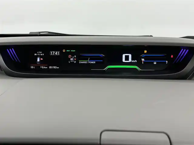 ホンダ フリード ハイブリット G ホンダセンシング 埼玉県 2017(平29)年 5.2万km モダンスティールM 衝突軽減ブレーキ/純正９インチナビVXM-175VFNi/(フルセグTV/CD/DVD/Bluetooth/SD/AM/FM)/・バックカメラ/両側パワースライドドア /アダプティブクルーズコントロール/車線維持支援システム/ハーフレザーシート /Cパッケージ/前後ドライブレコーダーDRV-MR740/ビルトインETC/オートLEDヘッドライト/純正１５インチアルミホイール