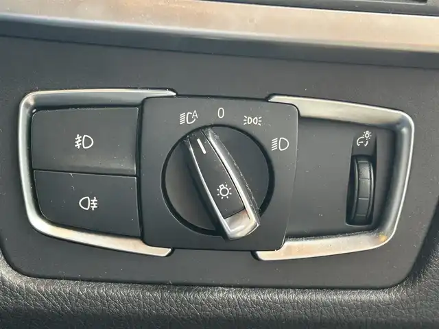 ＢＭＷ ３２０ｄ Mスポーツ エディションシャドー 高知県 2018(平30)年 5.1万km 白 純正HDDナビ/【CD/DVD/BT】/バックカメラ/クルーズコントロール(追従走行有り)/車線逸脱警報/車線逸脱制御/横滑り防止/シートヒーター/パワーシート(メモリ機能有り)/コーナー、バックセンサー/ミラー一体型ETC/前後ドライブレコーダー/パドルシフト/オートワイパー/オートライト/純正LEDライト/スマートキー/プッシュスタート/MTモード付きAT/アイドリングストップ/純正アルミホイール 19インチ/ウインカーミラー/純正フロアマット/スペアキー×1【スマートキー】/整備手帳/取扱説明書