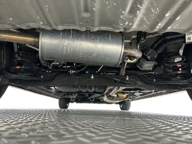 日産 セレナ e－パワー ハイウェイスター G 神奈川県 2021(令3)年 2.4万km サンライズオレンジ/ダイヤモンドブラック 純正10型SDナビゲーション/AM FM Bluetooth フルセグ CD DVD SD/アラウンドビューモニター/両側パワースライドドア/純正フリップダウンモニター/プロパイロット/全方位運転支援システム/インテリジェントエマージェンシーブレーキ/踏み間違い衝突防止アシスト/車線逸脱防止支援システム/後側方衝突防止支援システム/標識検知機能/前方衝突予測警報/車線逸脱警報/後後方車両検知警報/後退時車両検知警報/レザーシート/前席シートヒーター/ステアリングリモコン/ステアリングヒーター/ビルトインETC/前方ドライブレコーダー/純正フロアマット/デジタルインナーミラー/純正16インチアルミホイル/LEDヘッドライト/オートライト/オートマチックハイビーム/インテリジェントキー/スペアキー/ドアバイザー