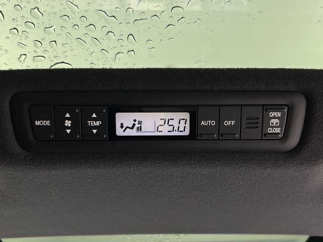 トヨタ エスティマ アエラス プレミアム 宮城県 2016(平28)年 3.7万km ブラック/ダークシェリーマイカM 純正９インチナビ(CD/DVD/BT/フルセグTV)　/ツインムーンルーフ　/両側パワスラ　/トヨタセーフティセンス/　・プリクラッシュセーフティ /　・レーントレーシングアシスト /　・横滑り防止装置/　・オートハイビーム /オートライト/LEDライト/クルーズコントロール/ハーフレザーシート/運転席パワーシート　/レザーステアリング/ステアリングリモコン/ドライブレコーダー/ビルトインＥＴＣ　/オットマン　/純正フロアマット　/純正アルミホイール/サイドバイザー