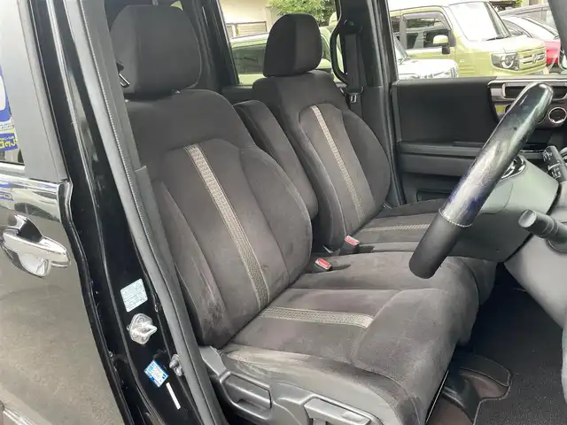 ホンダ Ｎ ＢＯＸ G L ホンダセンシング 埼玉県 2020(令2)年 9.9万km クリスタルブラックパール (株)IDOMが運営する【じしゃロン川越店】の自社ローン専用車両になります。こちらは現金またはオートローンご利用時の価格です。自社ローンご希望の方は別途その旨お申付け下さい/社外メモリーナビ　MDV-D707BT/フルセグ/Bluetooth/CD/DVD/AM/FM/バックカメラ/パワースライドドア/レーダークルーズコントロール/左右シートヒーター/LEDヘッドライト/フォグ/リアシェード/ハンドルカバー/ウインカーミラー/ステアリングリモコン/ETC/ドアバイザー/エアロ/スペアキー