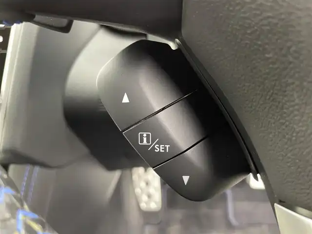 スバル レヴォーグ 1．6GT－S アイサイト 富山県 2015(平27)年 3.5万km パール 4WD/純正ナビ(AM/FM/CD/BT)/フルセグTV/車外カメラ(バック、サイド)/レーダークルーズコントロール/レーンキープアシスト/衝突軽減ブレーキ/ダウンヒルアシストコントロール/アイドリングストップ/ブラインドスポットモニター/電子パーキングブレーキ/ETC/LEDヘッドライト/パドルシフト/革巻きステアリング/純正フロアマット/前席パワーシート/純正AW/プッシュスタート/取扱説明書/保証書