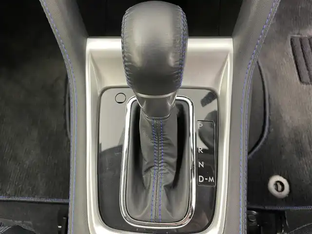 スバル レヴォーグ 1．6GT－S アイサイト 富山県 2015(平27)年 3.5万km パール 4WD/純正ナビ(AM/FM/CD/BT)/フルセグTV/車外カメラ(バック、サイド)/レーダークルーズコントロール/レーンキープアシスト/衝突軽減ブレーキ/ダウンヒルアシストコントロール/アイドリングストップ/ブラインドスポットモニター/電子パーキングブレーキ/ETC/LEDヘッドライト/パドルシフト/革巻きステアリング/純正フロアマット/前席パワーシート/純正AW/プッシュスタート/取扱説明書/保証書
