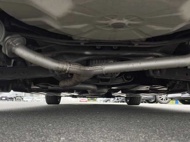 スバル レヴォーグ 1．6GT－S アイサイト 岩手県 2014(平26)年 9.6万km クリスタルホワイトP 純正7型SDナビ/フルセグTV/バックカメラ/ビルトインETC/レーダークルーズコントロール/衝突被害軽減ブレーキ/レーンキープアシスト/横滑り防止装置/アイドリングストップ/パワーシート/オートライト/LEDヘッドライト/フォグランプ/スマートキー/プッシュスタート/電動格納ミラー/社外18インチAW/純正AWノーマルタイヤ車載/純正フロアマット/純正ドアバイザー/保証書/取扱説明書