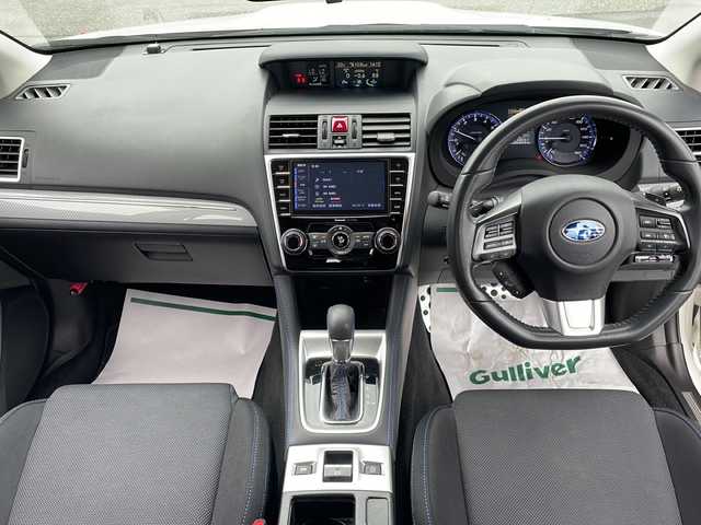 スバル レヴォーグ 1．6GT－S アイサイト 岩手県 2014(平26)年 9.6万km クリスタルホワイトP 純正7型SDナビ/フルセグTV/バックカメラ/ビルトインETC/レーダークルーズコントロール/衝突被害軽減ブレーキ/レーンキープアシスト/横滑り防止装置/アイドリングストップ/パワーシート/オートライト/LEDヘッドライト/フォグランプ/スマートキー/プッシュスタート/電動格納ミラー/社外18インチAW/純正AWノーマルタイヤ車載/純正フロアマット/純正ドアバイザー/保証書/取扱説明書