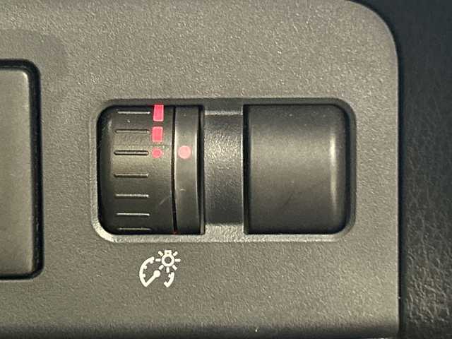 トヨタ ８６ GT 愛知県 2014(平26)年 3.1万km ライトニングレッド 禁煙車/7インチメモリナビ/（AM/FM/フルセグTV/CD/DVD)/バックカメラ/ETC/パドルシフト/純正17インチアルミホイール/スマートキー/スペアキーあり/プッシュスタート/横滑り防止装置/オートライト/純正フロアマット