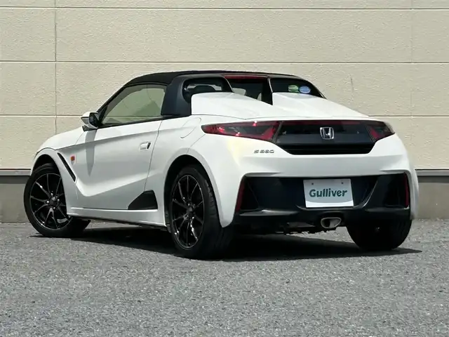 ホンダ Ｓ６６０ β 茨城県 2018(平30)年 3.6万km プレミアムスターホワイトP 純正ディスプレイオーディオ/バックカメラ/ルーフトップ/Bluetooth/ETC/CTBA/Gメーター標示機能/パドルシフト/HDMI入力/スポーツモード/純正フロアマット/LEDオートヘッドライト/スマートキー/プッシュスタート/横滑り防止機能/ステアリングスイッチ