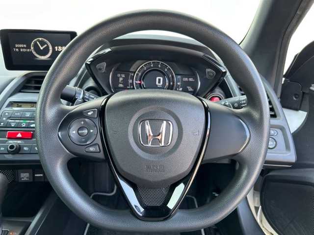 ホンダ Ｓ６６０ β 茨城県 2018(平30)年 3.6万km プレミアムスターホワイトP 純正ディスプレイオーディオ/バックカメラ/ルーフトップ/Bluetooth/ETC/CTBA/Gメーター標示機能/パドルシフト/HDMI入力/スポーツモード/純正フロアマット/LEDオートヘッドライト/スマートキー/プッシュスタート/横滑り防止機能/ステアリングスイッチ