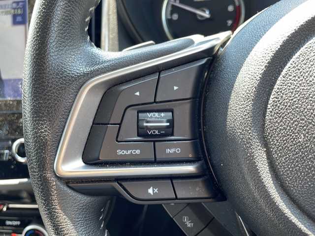 スバル フォレスター プレミアム 長野県 2018(平30)年 3.4万km クリスタルホワイトP 純正8インチディーラーOPナビ/【NR-MZ300-BIN-F】/（CD/DVD/フルセグTV/BT）/バックカメラ/サイドカメラ/パワーシート（D・N席）/メモリー機能付シート/シートヒーター（前・後席）/デジタルインナーミラー/アイドリングストップ/ブラインドスポットモニター/ビルトインETC/全車速追従式クルーズコントロール/ドライブレコーダー/革巻きステアリング/ステアリングスイッチ/パドルシフト/ステアリングヒーター/電動パーキングブレーキ/パワーバックドア/オートライト/スマートキー/Pスタート/電動格納ミラー/純正18インチAW/純正フロアマット