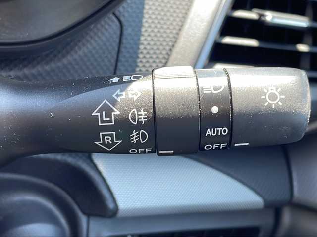 スバル フォレスター プレミアム 長野県 2018(平30)年 3.4万km クリスタルホワイトP 純正8インチディーラーOPナビ/【NR-MZ300-BIN-F】/（CD/DVD/フルセグTV/BT）/バックカメラ/サイドカメラ/パワーシート（D・N席）/メモリー機能付シート/シートヒーター（前・後席）/デジタルインナーミラー/アイドリングストップ/ブラインドスポットモニター/ビルトインETC/全車速追従式クルーズコントロール/ドライブレコーダー/革巻きステアリング/ステアリングスイッチ/パドルシフト/ステアリングヒーター/電動パーキングブレーキ/パワーバックドア/オートライト/スマートキー/Pスタート/電動格納ミラー/純正18インチAW/純正フロアマット