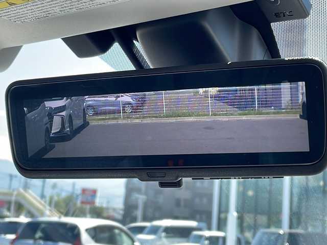 スバル フォレスター プレミアム 長野県 2018(平30)年 3.4万km クリスタルホワイトP 純正8インチディーラーOPナビ/【NR-MZ300-BIN-F】/（CD/DVD/フルセグTV/Bluetooth）/バックカメラ/サイドカメラ/パワーシート（D・N席）/メモリー機能付シート/シートヒーター（前・後席）/デジタルインナーミラー/アイドリングストップ/ブラインドスポットモニター/ビルトインETC/全車速追従式クルーズコントロール/ドライブレコーダー/革巻きステアリング/ステアリングスイッチ/パドルシフト/ステアリングヒーター/電動パーキングブレーキ/パワーバックドア/オートライト/スマートキー/Pスタート/電動格納ミラー/純正18インチAW/純正フロアマット