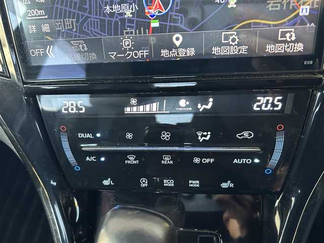 トヨタ ハリアー プレミアム スタイルモーヴ 愛知県 2015(平27)年 8.4万km スパークリングブラックパールクリスタルシャイン /パノラマルーフ//ALPINEナビ//フルセグTV//AM/FM/CD/DVD/SD/TV/BT//バックカメラ//ビルトインETC//ドライブレコーダー//レーダークルーズコントロール//横滑り防止装置//レーンアシスト//プリクラッシュセーフティ//電動リアゲート//インテリジェントクリアランスソナー//アイドリングストップ//ステアスイッチ//パワーシート(D/N)//シートヒーター(D/N)//メモリーシート(D)//オートリトラミラー//純正LEDオートライト//オートハイビーム//フロントフォグランプ//純正１８インチアルミホイール//純正ドアバイザー//純正フロアマット//ISOFIX//イモビライザー//社外レーダー//ダブル/サイド/カーテンエアバッグ//スマートキー//スペアキー１本//取扱説明書//ナビ取扱説明書//保証書//記録簿(H28/H29/R1)