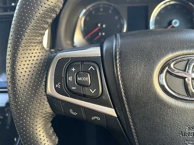 トヨタ ハリアー プレミアム スタイルモーヴ 愛知県 2015(平27)年 8.4万km スパークリングブラックパールクリスタルシャイン /パノラマルーフ//ALPINEナビ//フルセグTV//AM/FM/CD/DVD/SD/TV/BT//バックカメラ//ビルトインETC//ドライブレコーダー//レーダークルーズコントロール//横滑り防止装置//レーンアシスト//プリクラッシュセーフティ//電動リアゲート//インテリジェントクリアランスソナー//アイドリングストップ//ステアスイッチ//パワーシート(D/N)//シートヒーター(D/N)//メモリーシート(D)//オートリトラミラー//純正LEDオートライト//オートハイビーム//フロントフォグランプ//純正１８インチアルミホイール//純正ドアバイザー//純正フロアマット//ISOFIX//イモビライザー//社外レーダー//ダブル/サイド/カーテンエアバッグ//スマートキー//スペアキー１本//取扱説明書//ナビ取扱説明書//保証書//記録簿(H28/H29/R1)