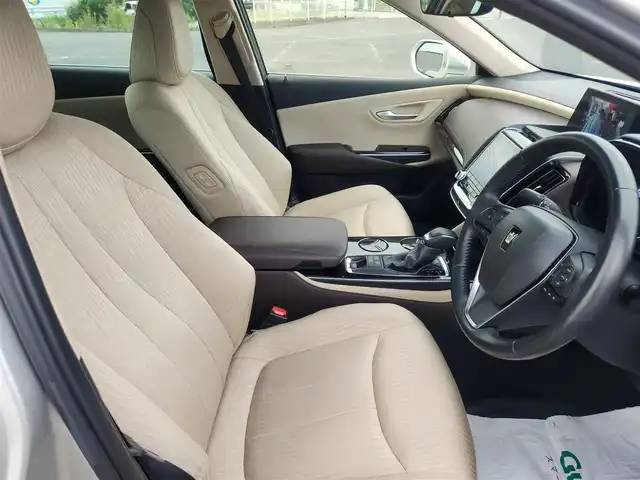 トヨタ クラウン ハイブリッド S Cパッケージ 宮城県 2018(平30)年 1.8万km プレシャスシルバー 〇純正8インチナビ/〇フルセグTV/〇バックカメラ/〇ビルトインETC2.0/〇ドライブレコーダー/〇レーダークルーズコントロール/〇コーナーセンサー/〇トヨタセーフティセンス/〇ブラインドスポットモニター/〇LEDヘッドランプ/〇オートライト/〇ヘッドアップディスプレイ/〇革巻きステアリングホイール/〇ファブリックシート/〇シートヒーター/パワーシート/〇純正ホイール社内積み込み/〇社外20インチアルミホイール/〇スマートエントリー/スタートシステム/〇スペアキー/〇禁煙車