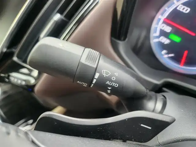トヨタ クラウン ハイブリッド S Cパッケージ 宮城県 2018(平30)年 1.8万km プレシャスシルバー 〇純正8インチナビ/〇フルセグTV/〇バックカメラ/〇ビルトインETC2.0/〇ドライブレコーダー/〇レーダークルーズコントロール/〇コーナーセンサー/〇トヨタセーフティセンス/〇ブラインドスポットモニター/〇LEDヘッドランプ/〇オートライト/〇ヘッドアップディスプレイ/〇革巻きステアリングホイール/〇ファブリックシート/〇シートヒーター/パワーシート/〇純正ホイール社内積み込み/〇社外20インチアルミホイール/〇スマートエントリー/スタートシステム/〇スペアキー/〇禁煙車