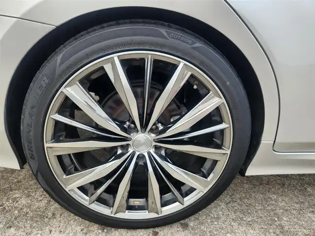 トヨタ クラウン ハイブリッド S Cパッケージ 宮城県 2018(平30)年 1.8万km プレシャスシルバー 〇純正8インチナビ/〇フルセグTV/〇バックカメラ/〇ビルトインETC2.0/〇ドライブレコーダー/〇レーダークルーズコントロール/〇コーナーセンサー/〇トヨタセーフティセンス/〇ブラインドスポットモニター/〇LEDヘッドランプ/〇オートライト/〇ヘッドアップディスプレイ/〇革巻きステアリングホイール/〇ファブリックシート/〇シートヒーター/パワーシート/〇純正ホイール社内積み込み/〇社外20インチアルミホイール/〇スマートエントリー/スタートシステム/〇スペアキー/〇禁煙車